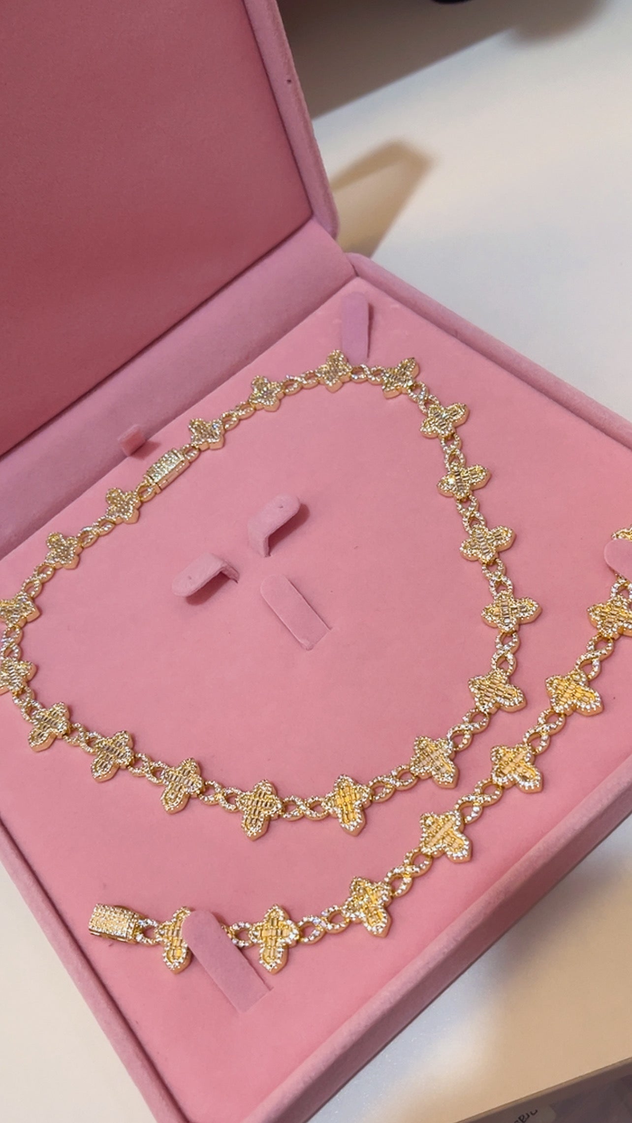Set Cruz luxury