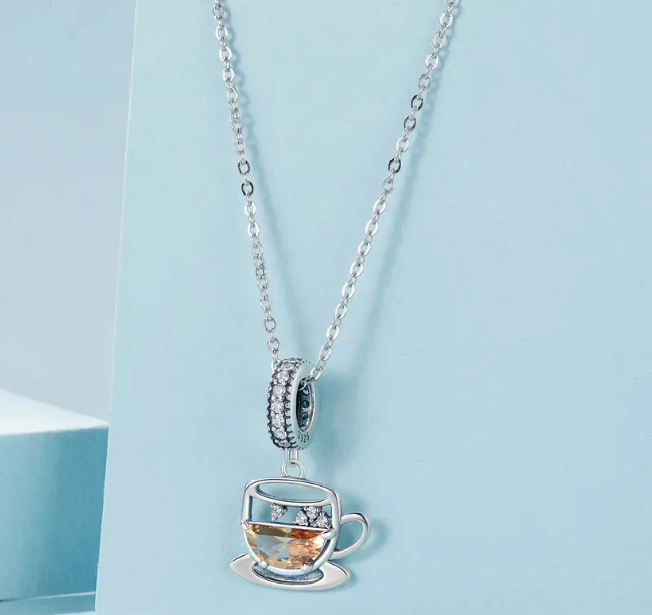 Chams taza luxury.