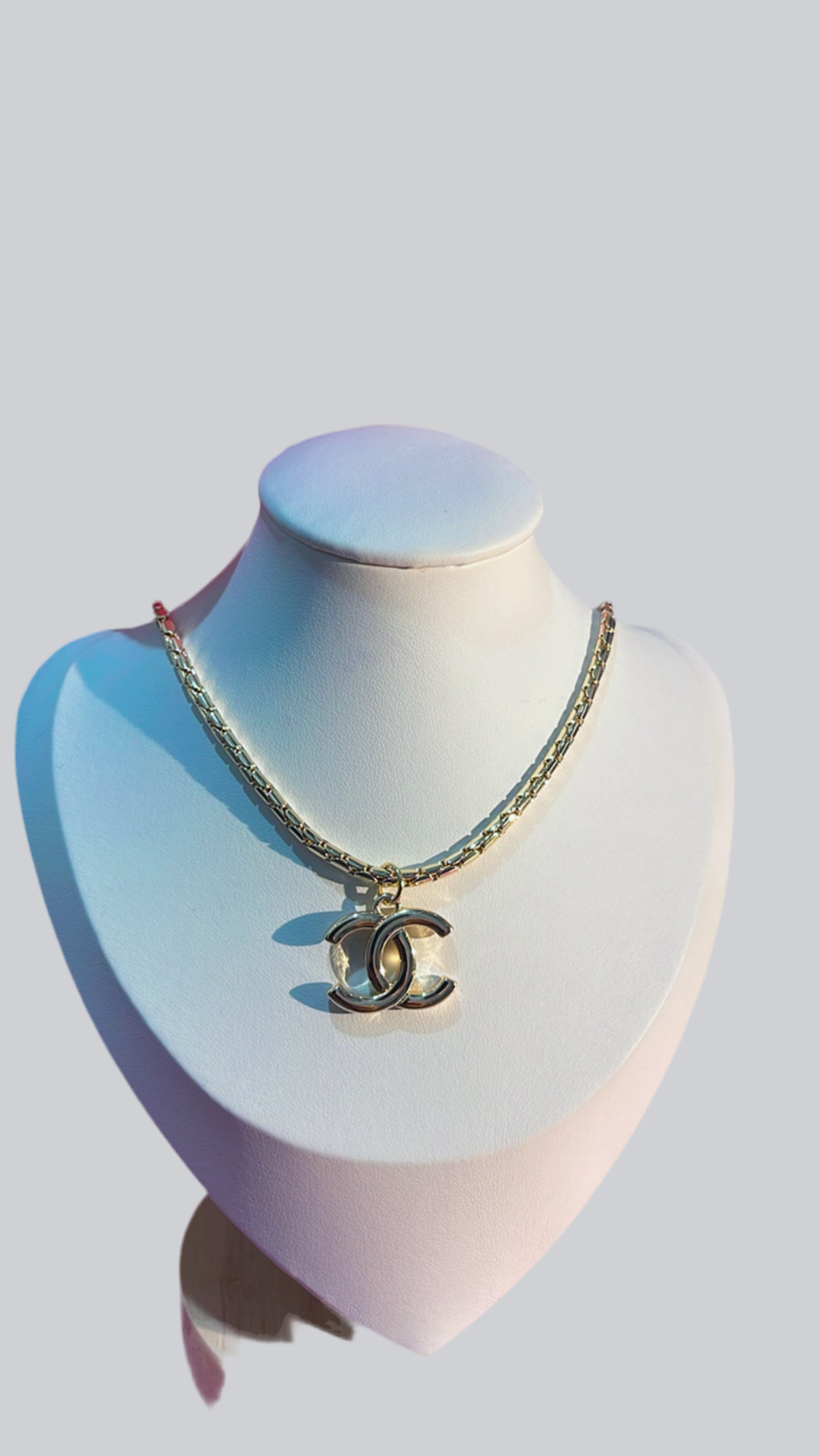 Shanna necklace gold