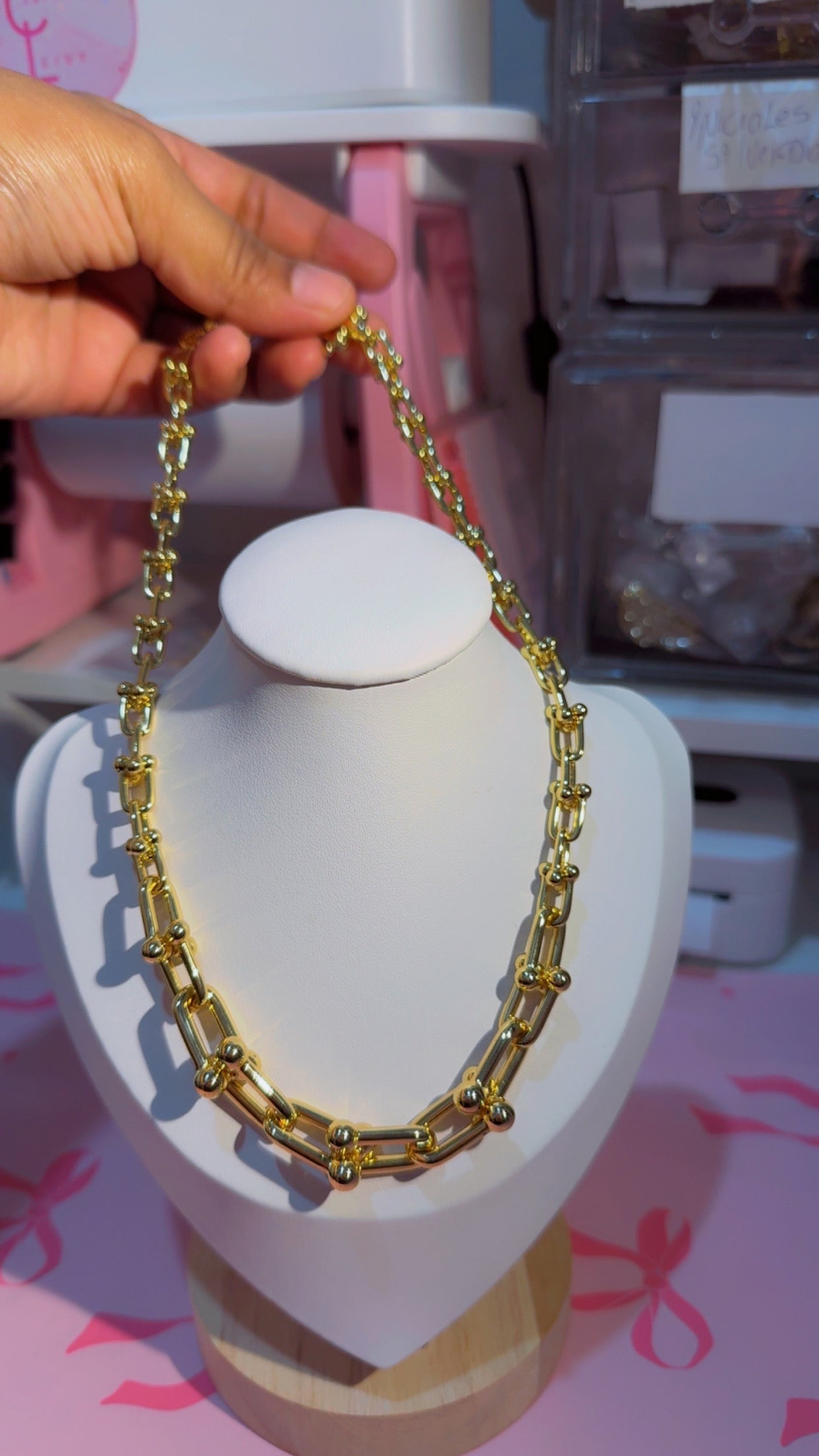Tifa-N necklace