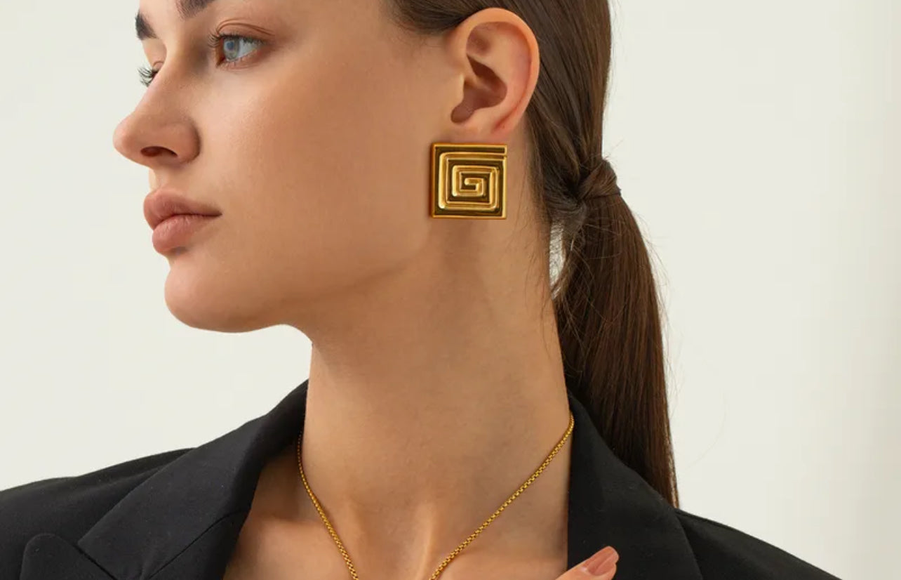 Gaia earring.