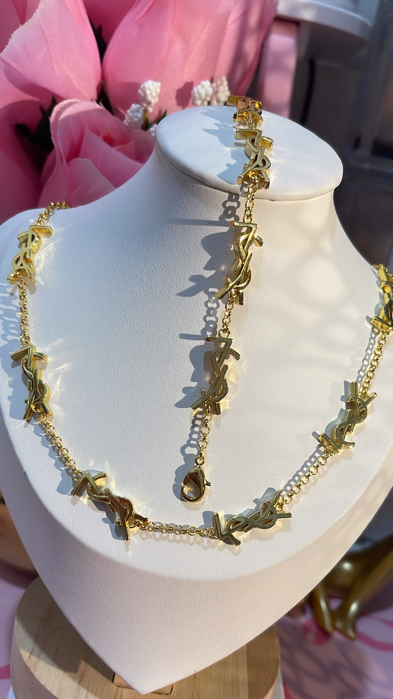 YSELY set gold