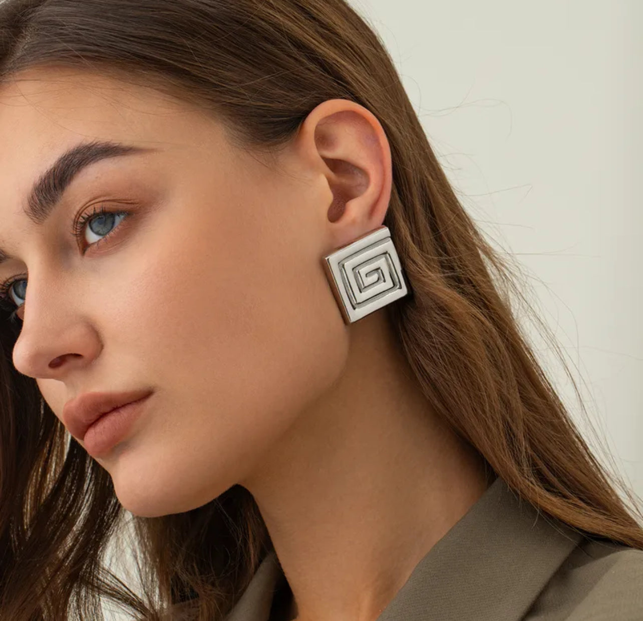 Gaia earring.