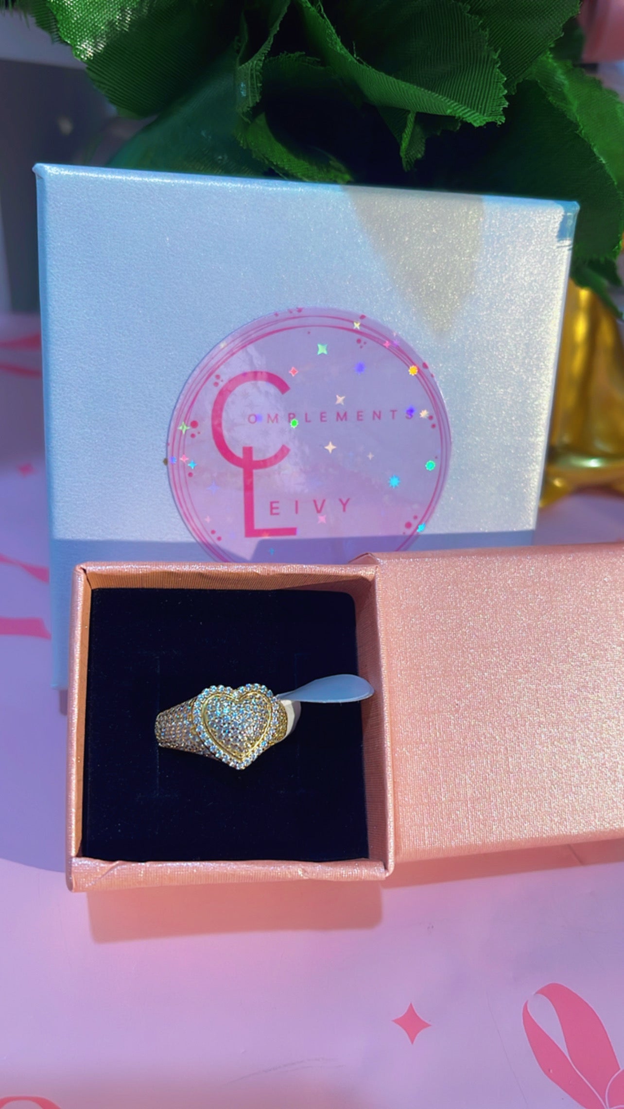 Loly ring