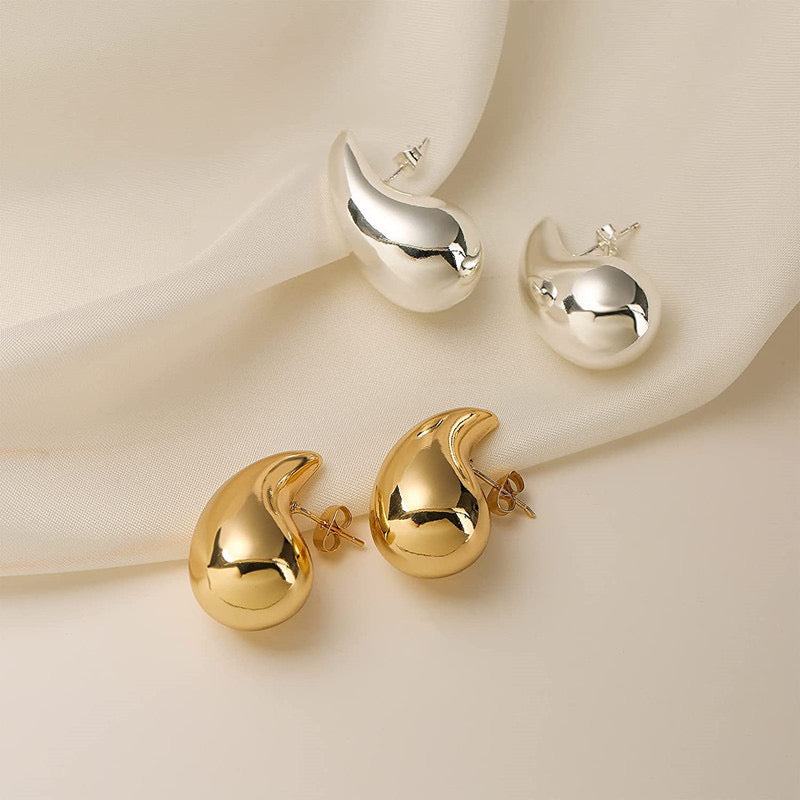 Medium drops earrings