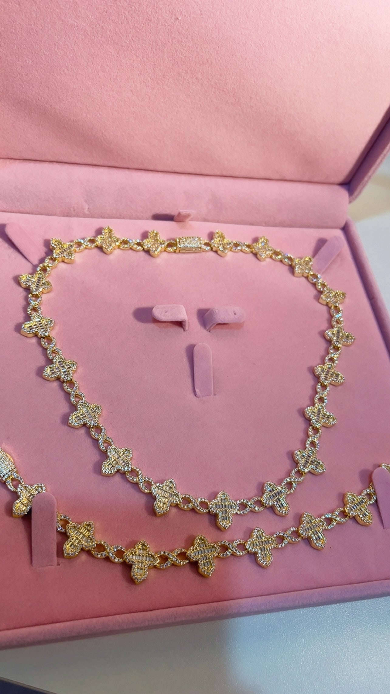 Set Cruz luxury
