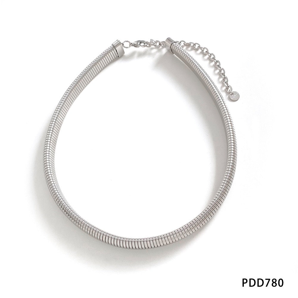 Heimy necklace
