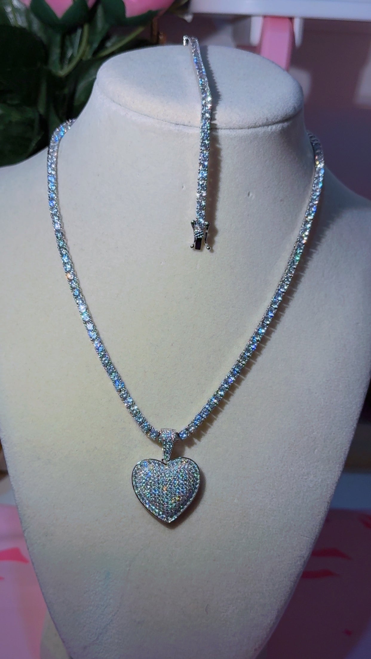 Leivy-tennis-Heart