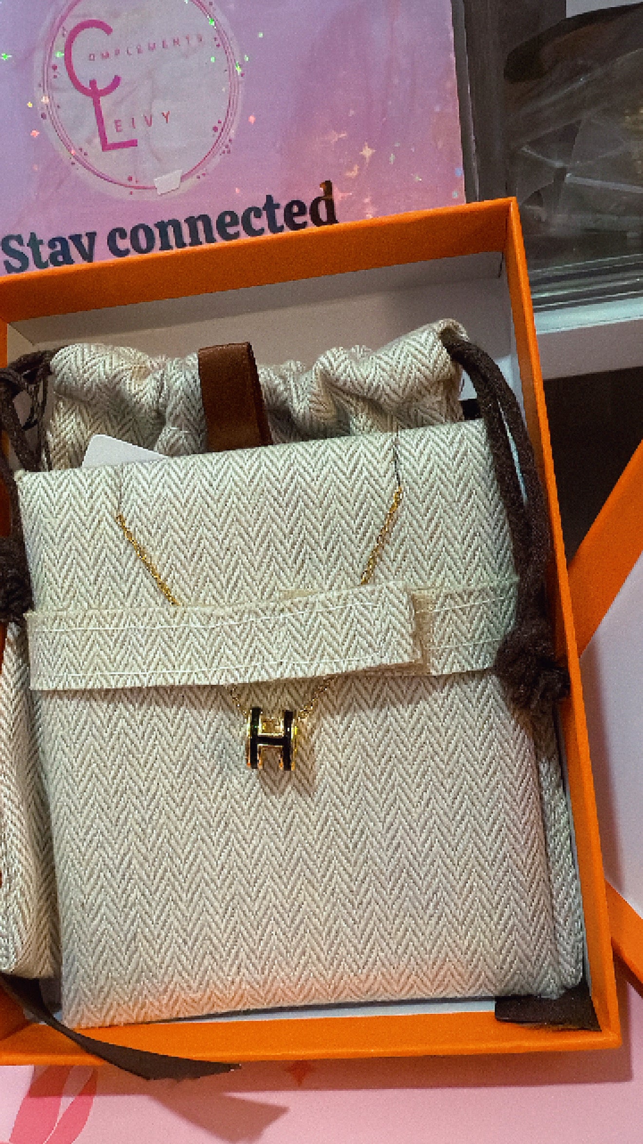 H small necklace