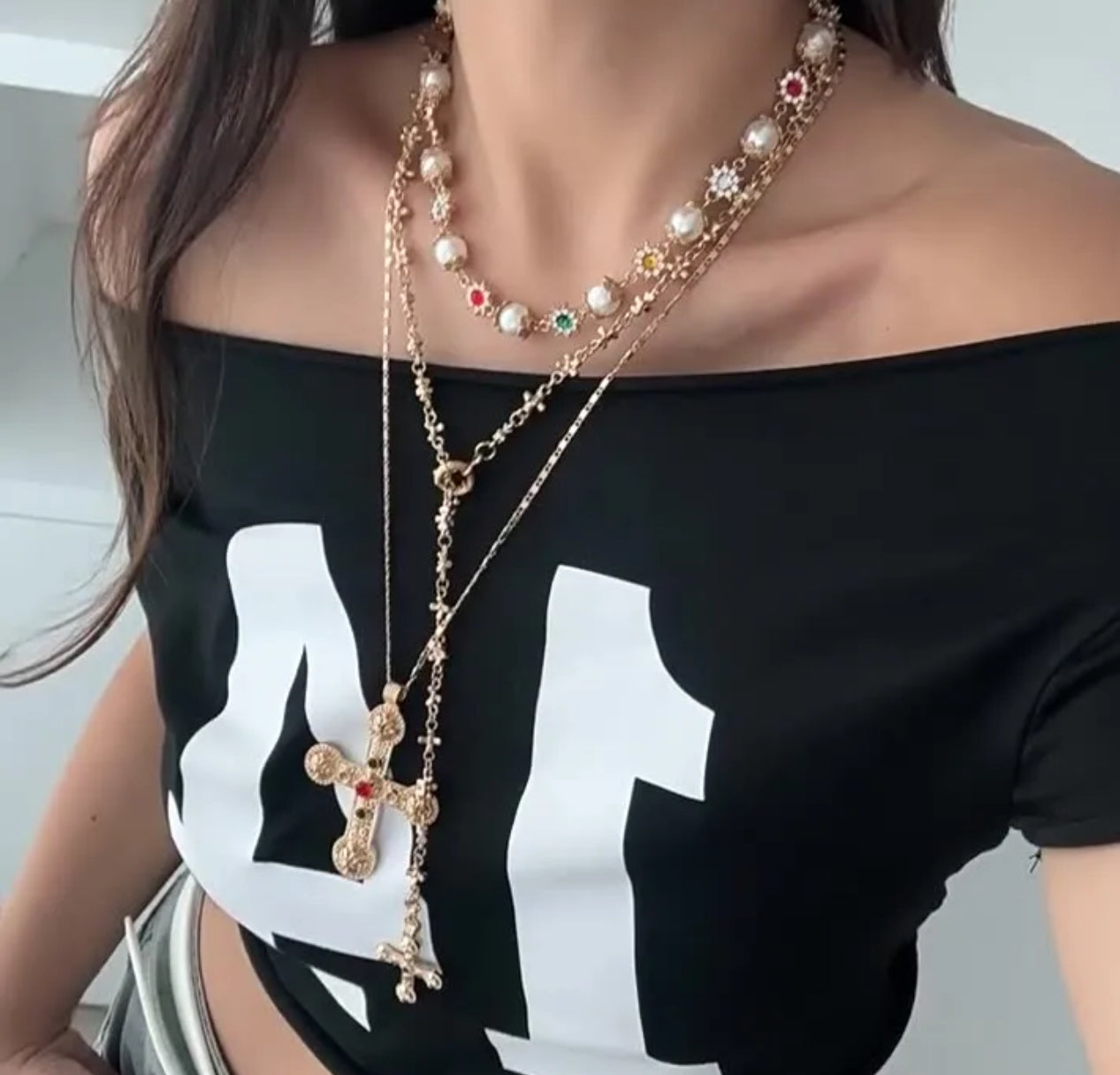 Shain cross gold