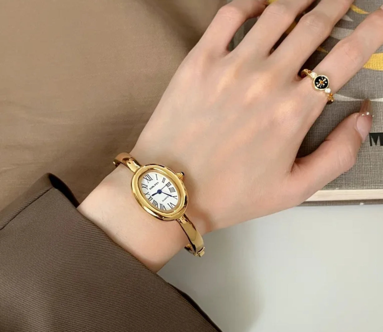Reloj moderno