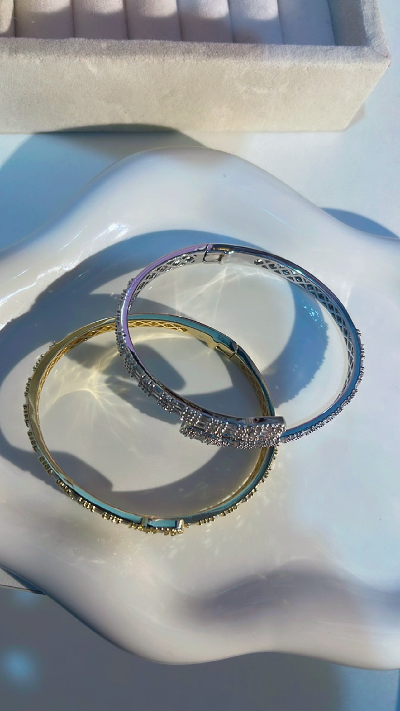 Ley brazalete brass