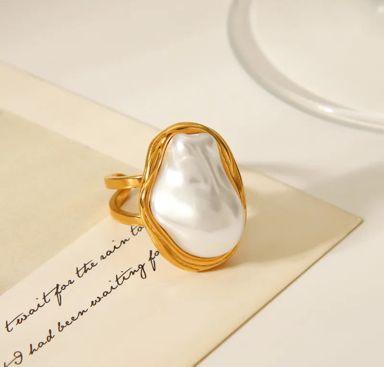 Olivia ring