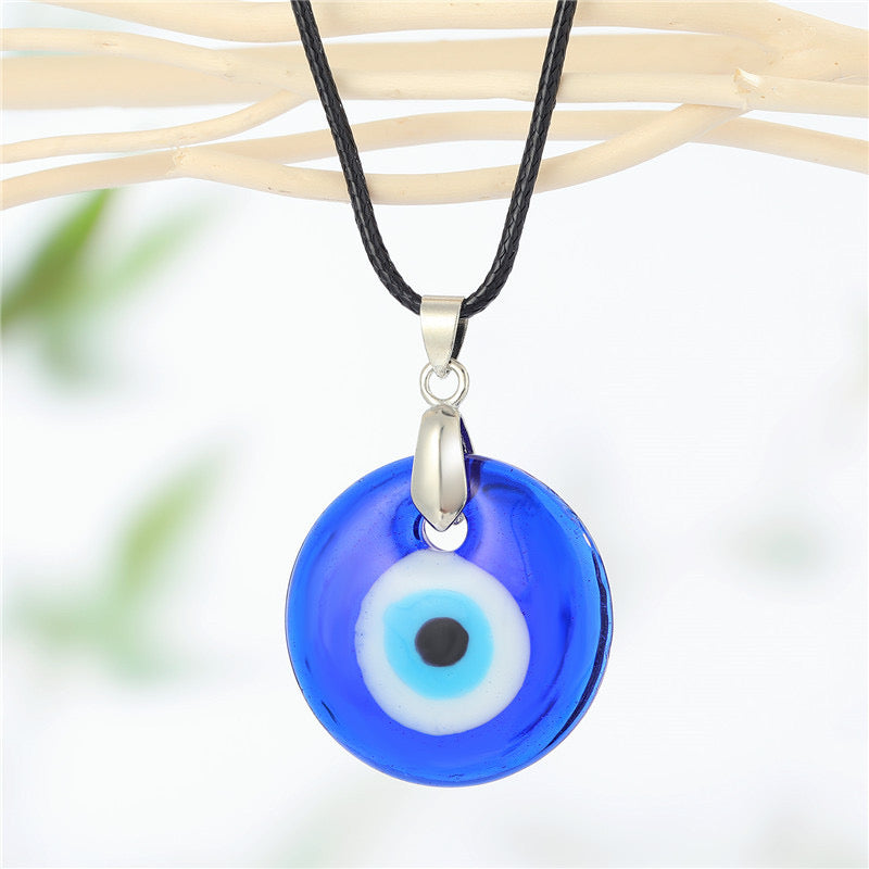 Ojo grande necklace