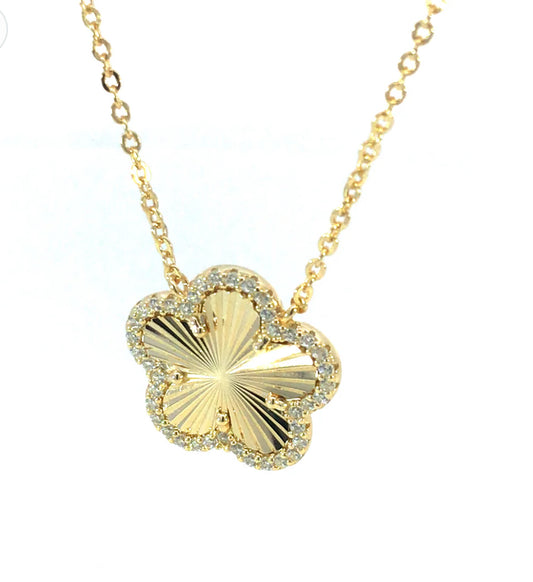 Ly-five clover gold