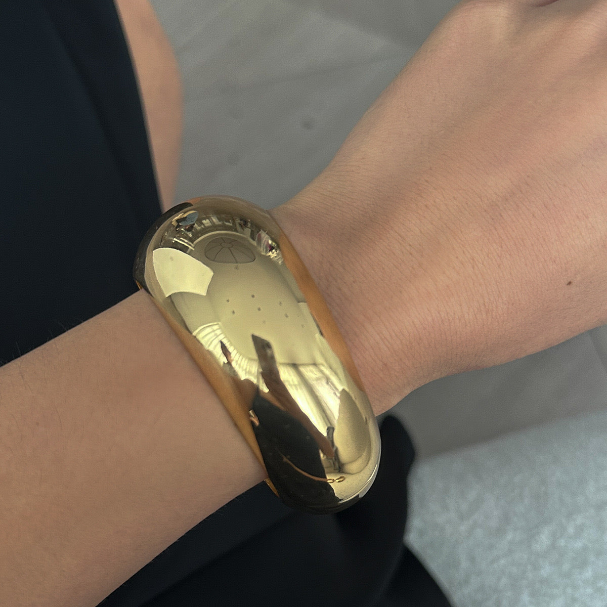 Osqui bangle gold